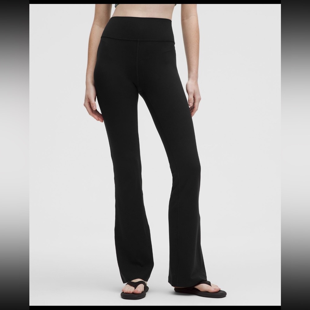 Lululemon Groove Nulu Flared Pant
